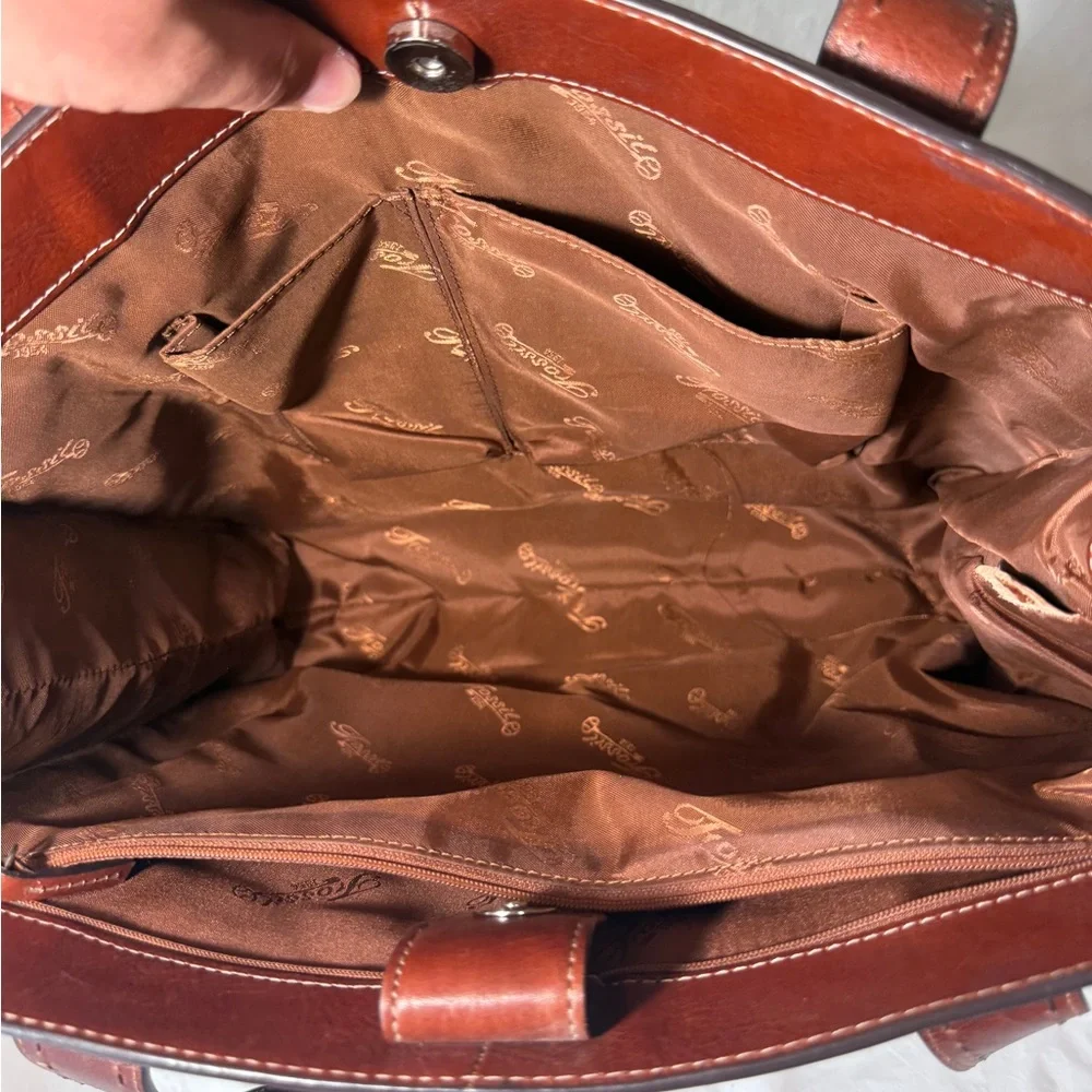 Fossil Brown Leather Shoulder Bag - Picture 3 of 15